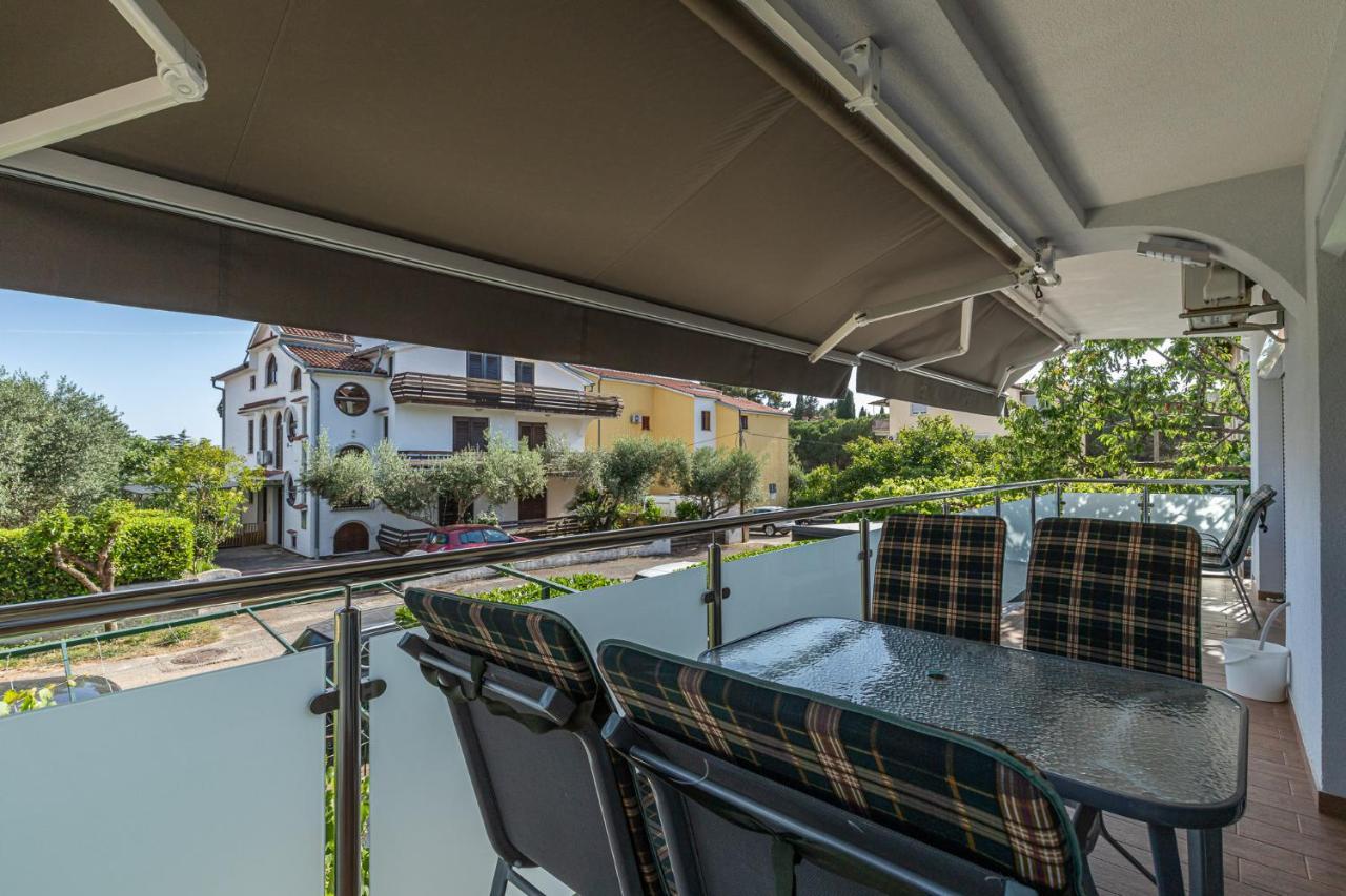 Haus Eva Apartment Novigrad  ภายนอก รูปภาพ