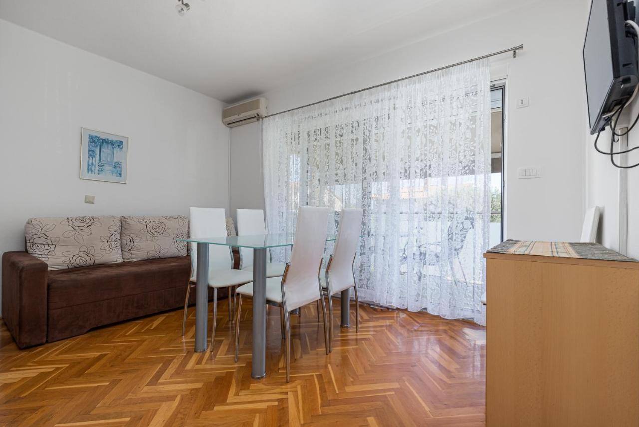Haus Eva Apartment Novigrad  ภายนอก รูปภาพ